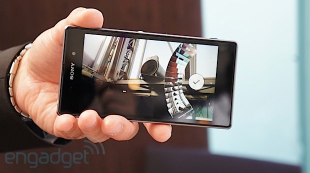 Смартфон Xperia Z1 - новый флагман Sony (4 фото + видео)