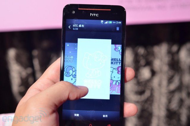 HTC's Butterfly S получил корпус Hello Kitty (19 фото)