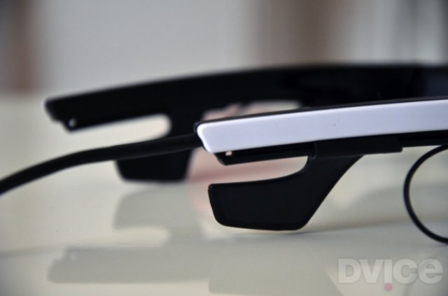 Видео-очки Cinemizer OLED (9 фото + видео)