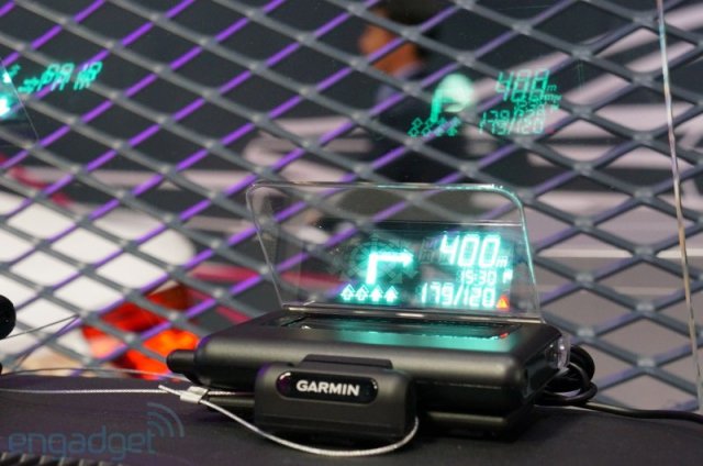 Автомобильный проекционный дисплей от Garmin (6 фото)
