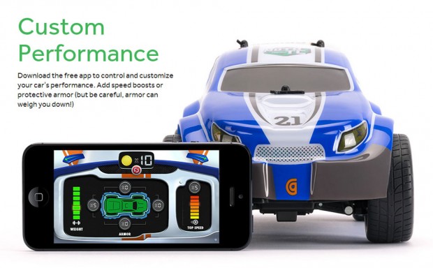 Moto TC Rally - игрушка с интерактивным интерфейсом (видео)