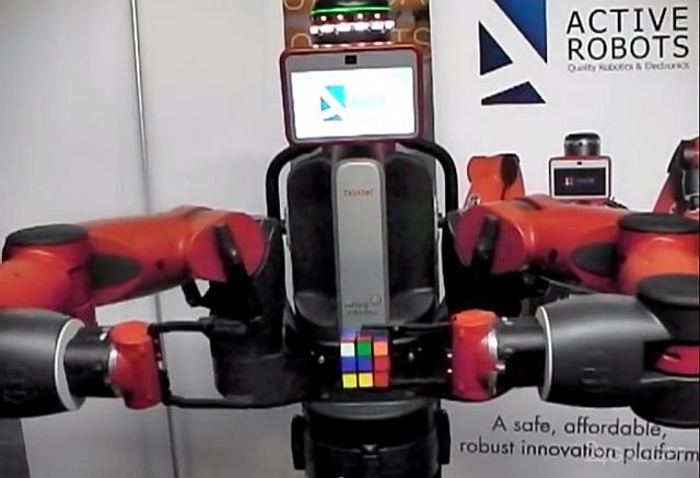 Робот учится собирать кубик Рубика (видео)
