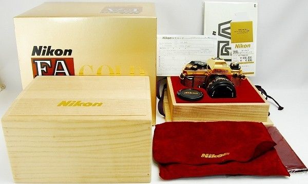 Золотой Nikon FA (8 фото)
