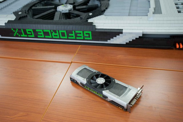 Видеокарта Nvidia GeForce GTX 690 из конструктора LEGO (9 фото)