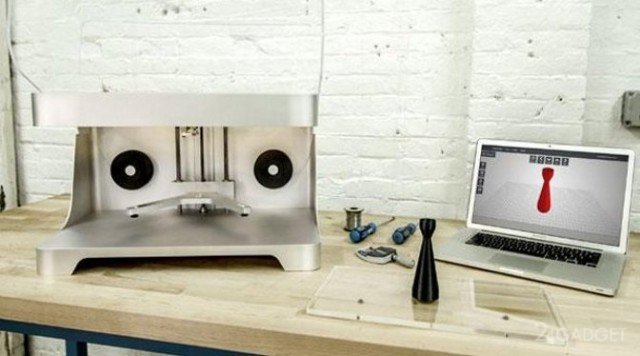 Первый в мире 3D-принтер, печатающий углеродным волокном (видео)