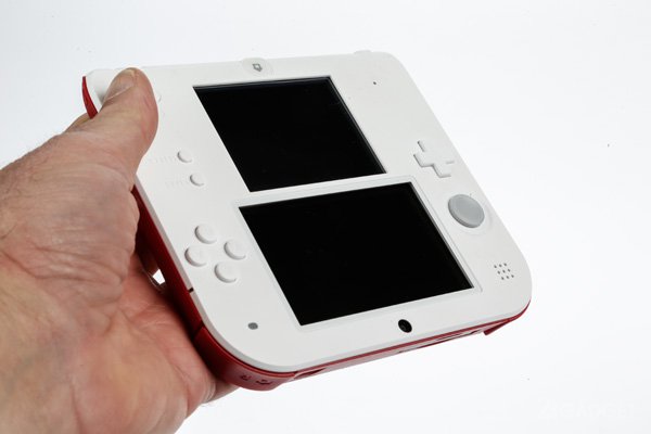 Обзор портативной игровой консоли Nintendo 2DS