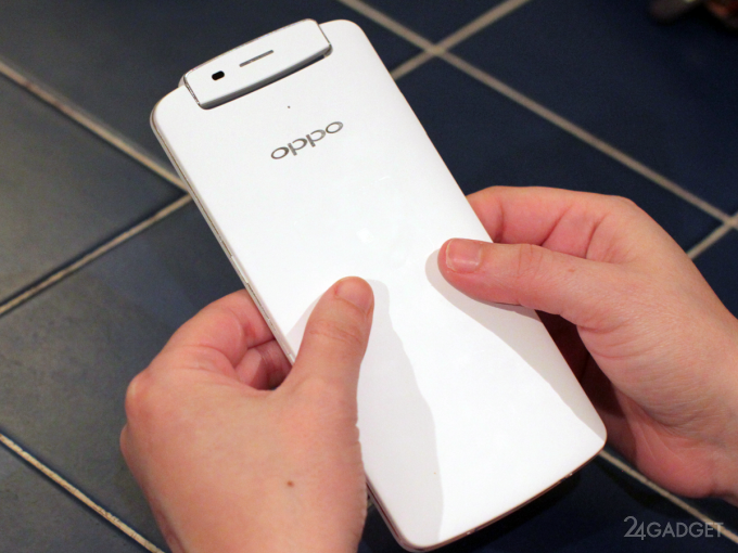 Обзор OPPO N1 —  огромного нестандартного смартфона с поворотной камерой