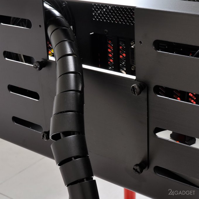 Компьютерный стол со встроенным системным блоком (14 фото)