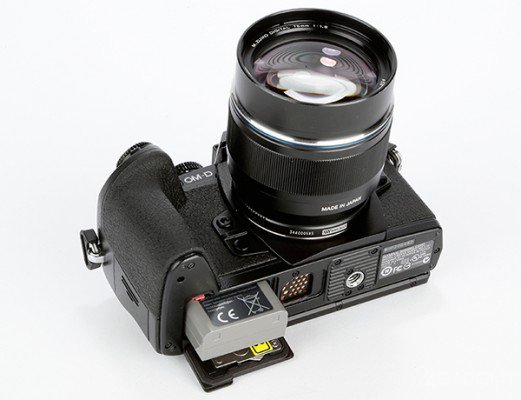 Обзор профессиональной беззеркальной камеры Olympus OM-D E-M1