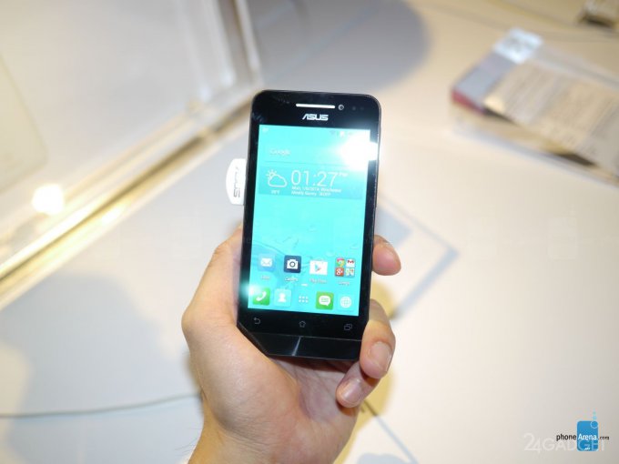 Трио бюджетных смартфонов Asus ZenFone (12 фото)
