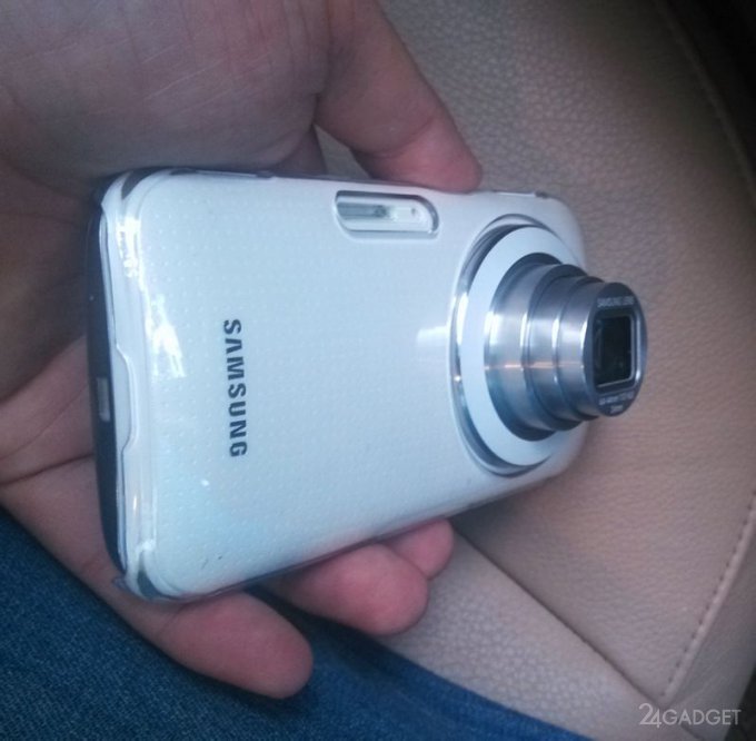 Новые фотографии Samsung Galaxy S5 Zoom (2 фото)
