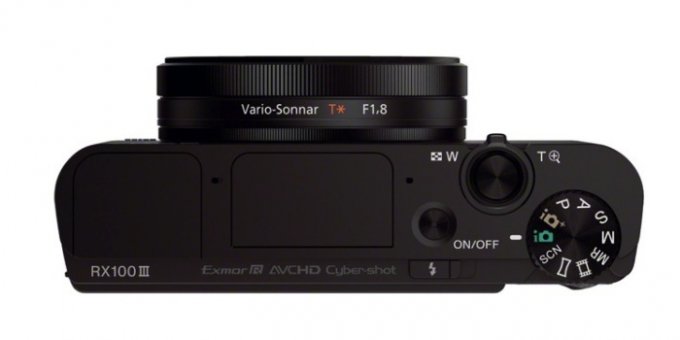 Sony анонсировала новую компактную фотокамеру (7 фото)