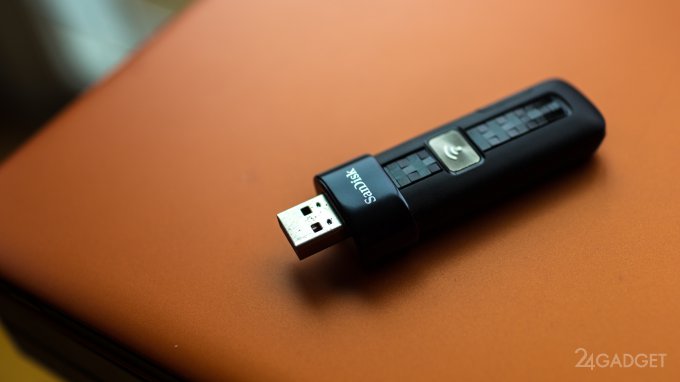 Wireless Flash Drive - недорогая флешка со встроенным WiFi