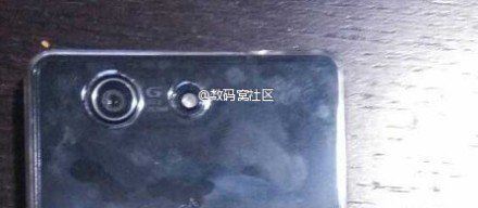 Живые фотографии Sony Xperia Z3 Compact (5 фото)