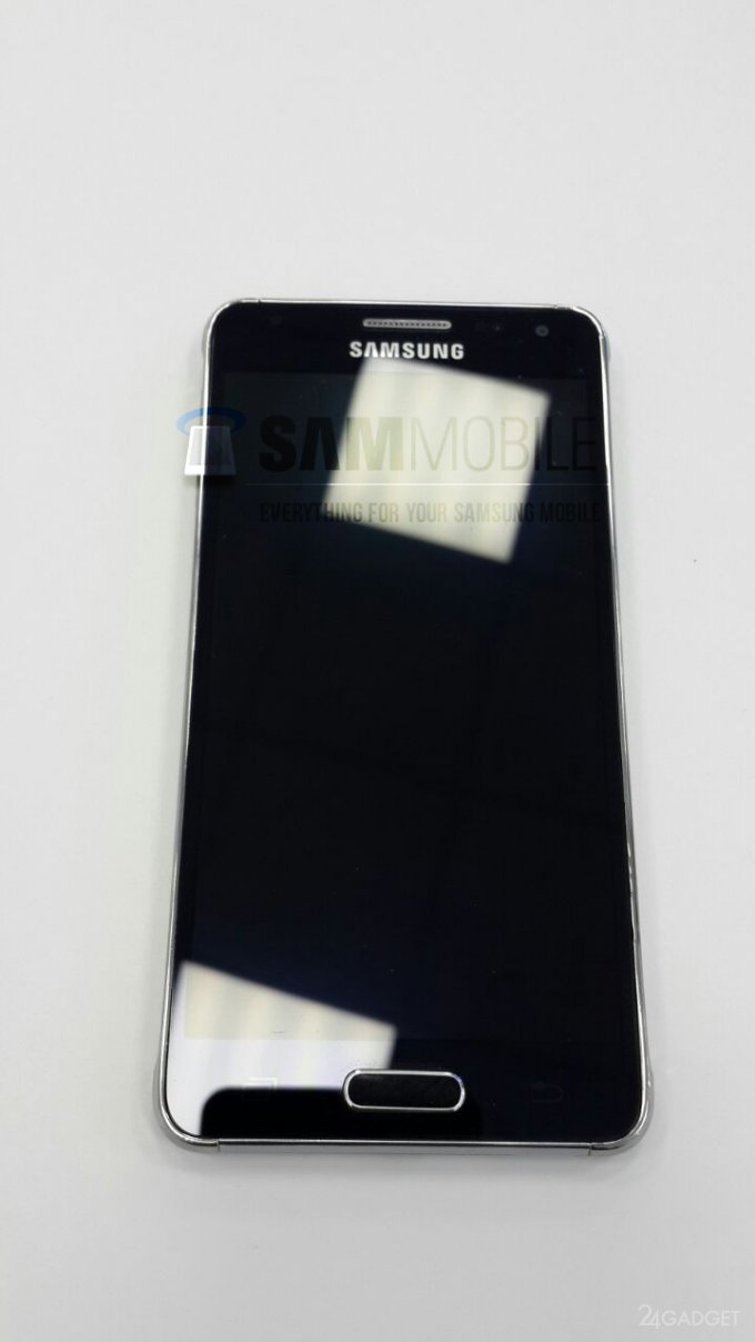 Живые фотографии Samsung Galaxy Alpha (13 фото)