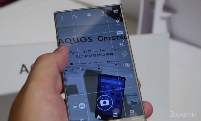 Смартфоны с очень тонкой рамкой вокруг дисплея (8 фото + 2 видео)