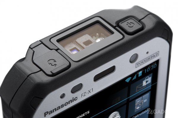 Panasonic представила пару защищенных смартфонов (12 фото)