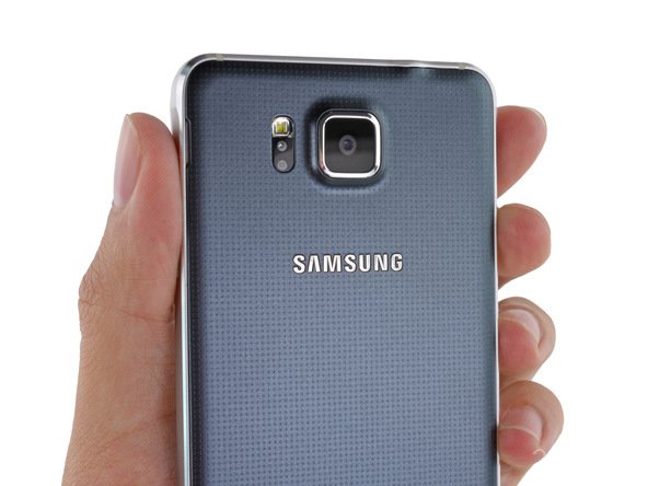Разбираем Samsung Galaxy Alpha (18 фото)