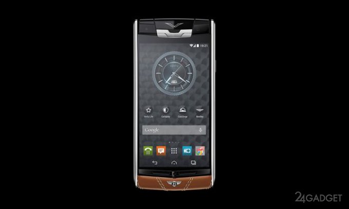 Смартфон Vertu для фанатов Bentley (3 фото)