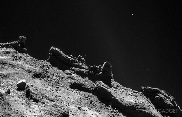 Космический аппарат Rosetta успешно приземлился на комету (2 фото)