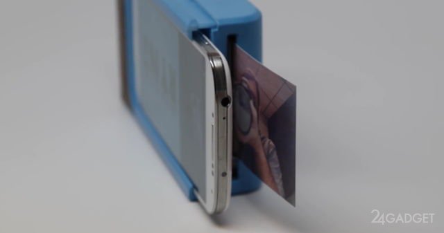 Чехол для смартфона со встроенным принтером (видео)
