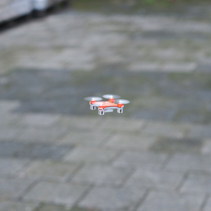 A quadrocopter the size of a matchbox (12 photos + video)