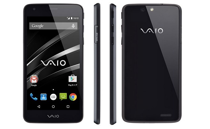 Дебютный смартфон VAIO представлен официально (8 фото)