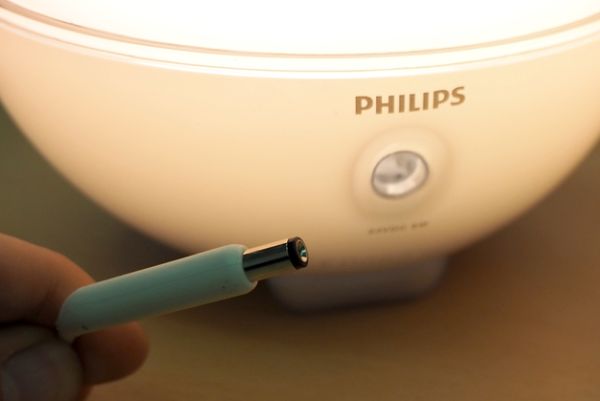Philips Hue Go - портативная светодиодная лампа (6 фото + видео)