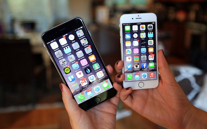 Компания Apple снизила цены на iPhone в России (5 фото)