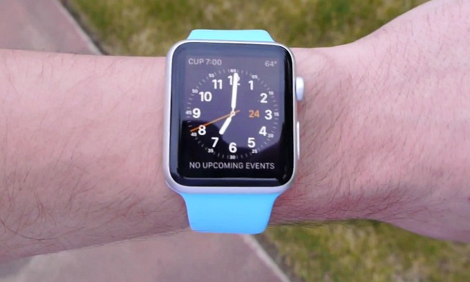 Дроп-тест умных часов Apple Watch Sport (видео)