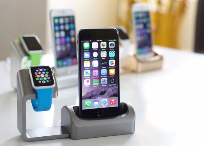 Зарядная док-станция для Apple Watch и iPhone (6 фото)