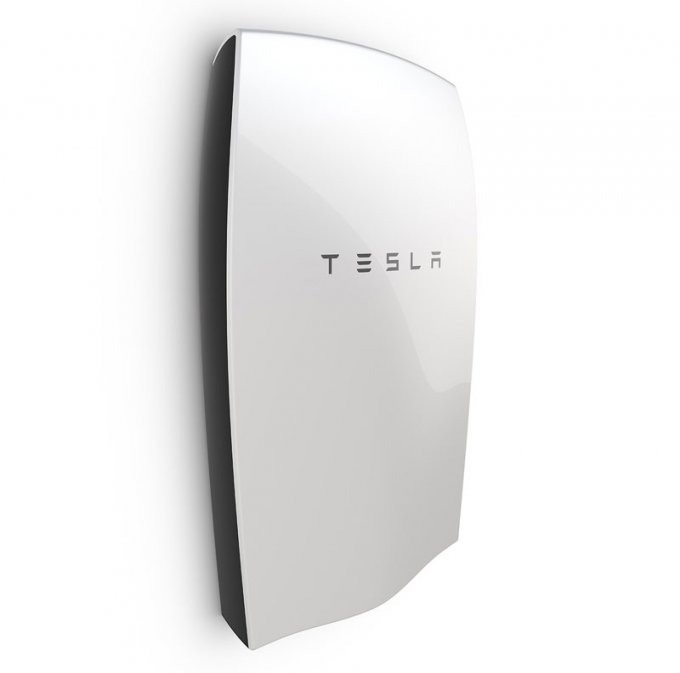 Tesla Motors запускает производство аккумуляторов для домов и предприятий (4 фото)
