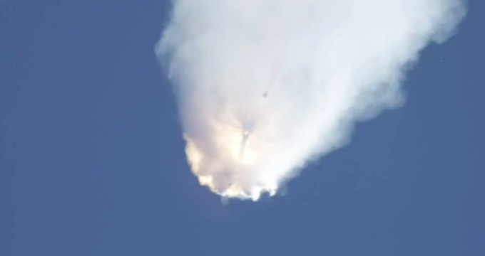 Ракета Space X от Элона Маска не смогла долететь до МКС (видео)