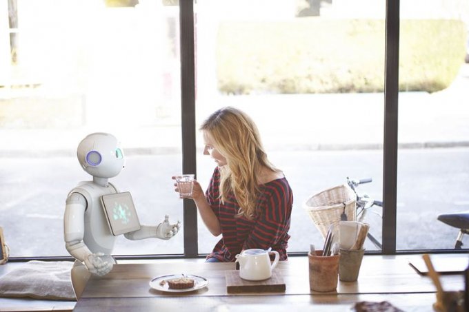 Pepper — персональный робот, считывающий эмоции (7 фото + видео)