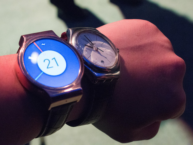 Axon Watch — смарт-часы от ZTE (7 фото)