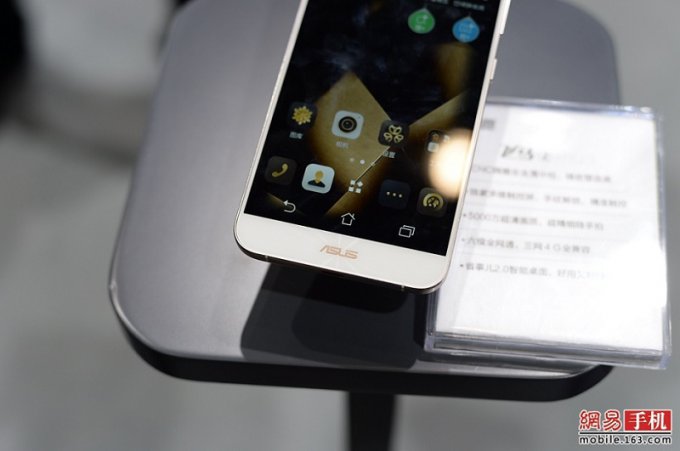 Asus Pegasus 2 Plus - доступный смартфон с 3 ГБ ОЗУ и 8-ядерным чипсетом Snapdragon 615 (6 фото)