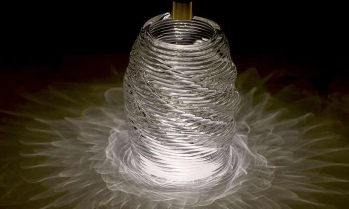 3D-принтер научили печатать жидким стеклом (4 фото + видео)