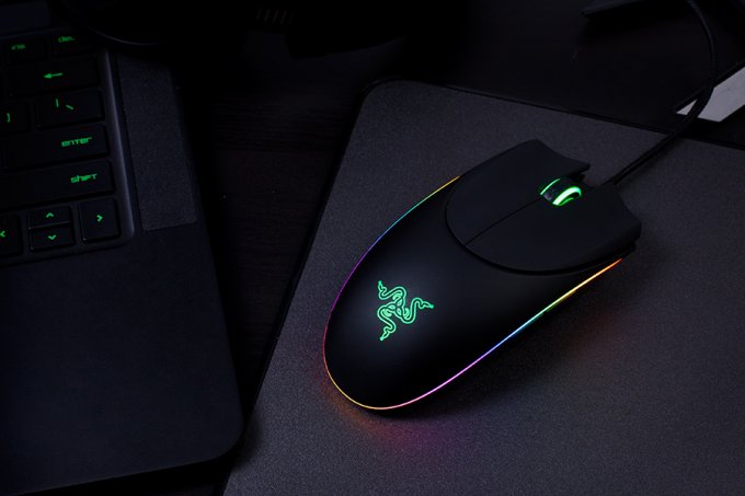 Razer выпустила обновлённую геймерскую мышь Diamondback (7 фото)