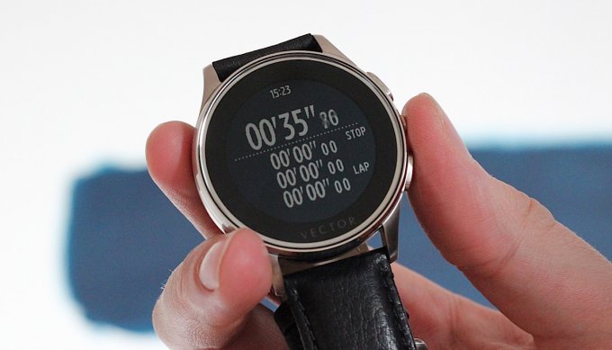 Умные часы Vector Luna проработают месяц без подзарядки (8 фото)