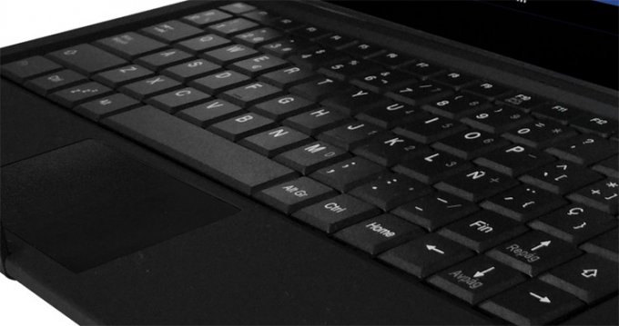 HaierPad 103 - планшет с клавиатурой и стилусом (2 фото)