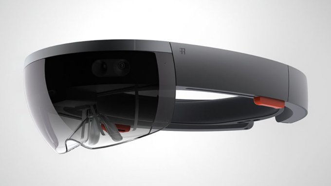 HoloLens - очки с невероятными возможностями (7 фото + 2 видео)