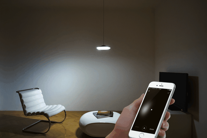 Первая в мире по-настоящему умная лампа (7 фото + видео)