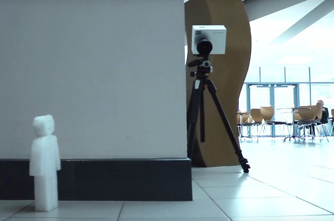 Новая камера отслеживает объекты, скрытые за углом (видео)