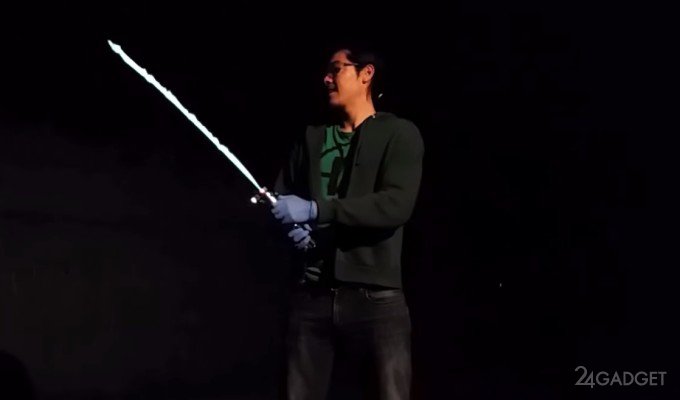 Настоящий световой меч из Star Wars (видео)