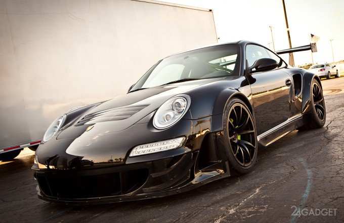 Аудиосистема из глушителя Porsche 911 GT3 (5 фото)
