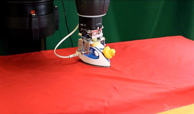 Робот-гладильщик (3 фото + видео)