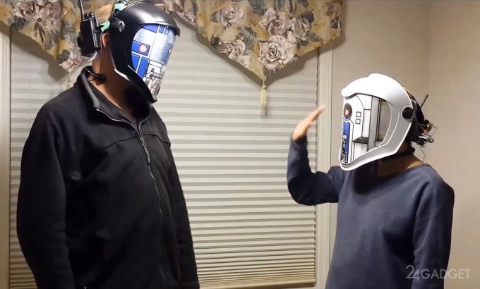 A helmet-translator allows you to communicate in the R2-D2 robot language (4 photos + 2 videos)