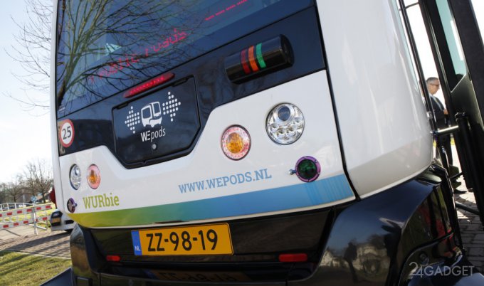 Беспилотные электроавтобусы выпустили на дороги Нидерландов (5 фото + видео)
