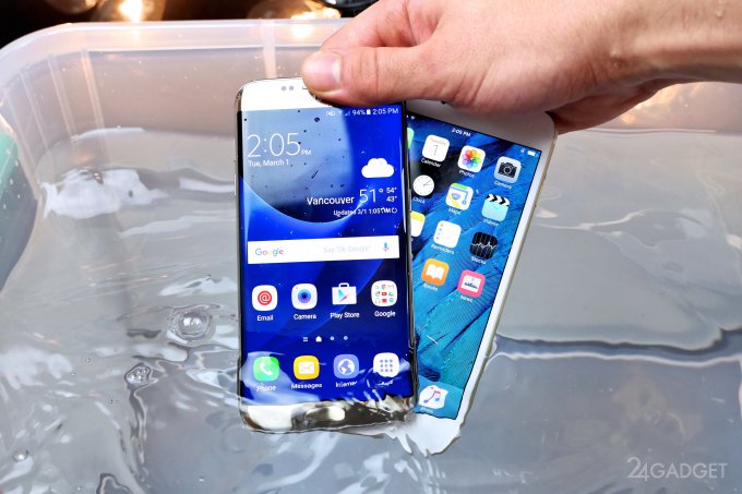 Сравнение водонепроницаемости Galaxy S7 и iPhone 6s (2 видео)