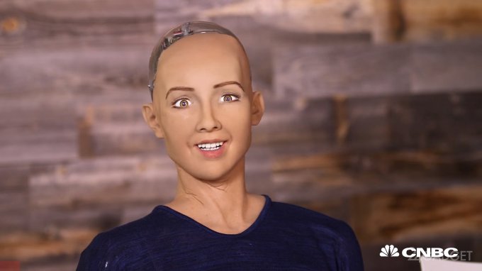 Робот с женским лицом готов уничтожать людей (4 фото + видео)